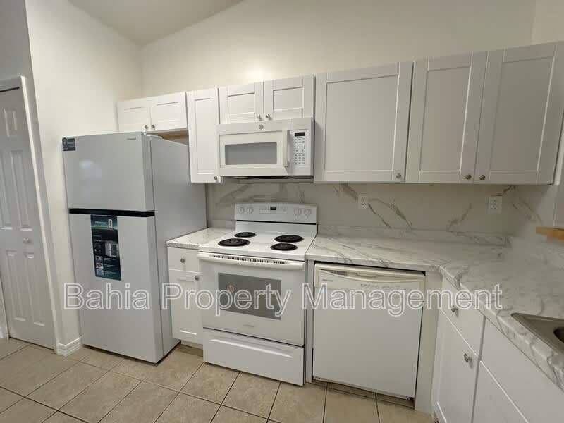 2921 SE 13th Ave – photo 4