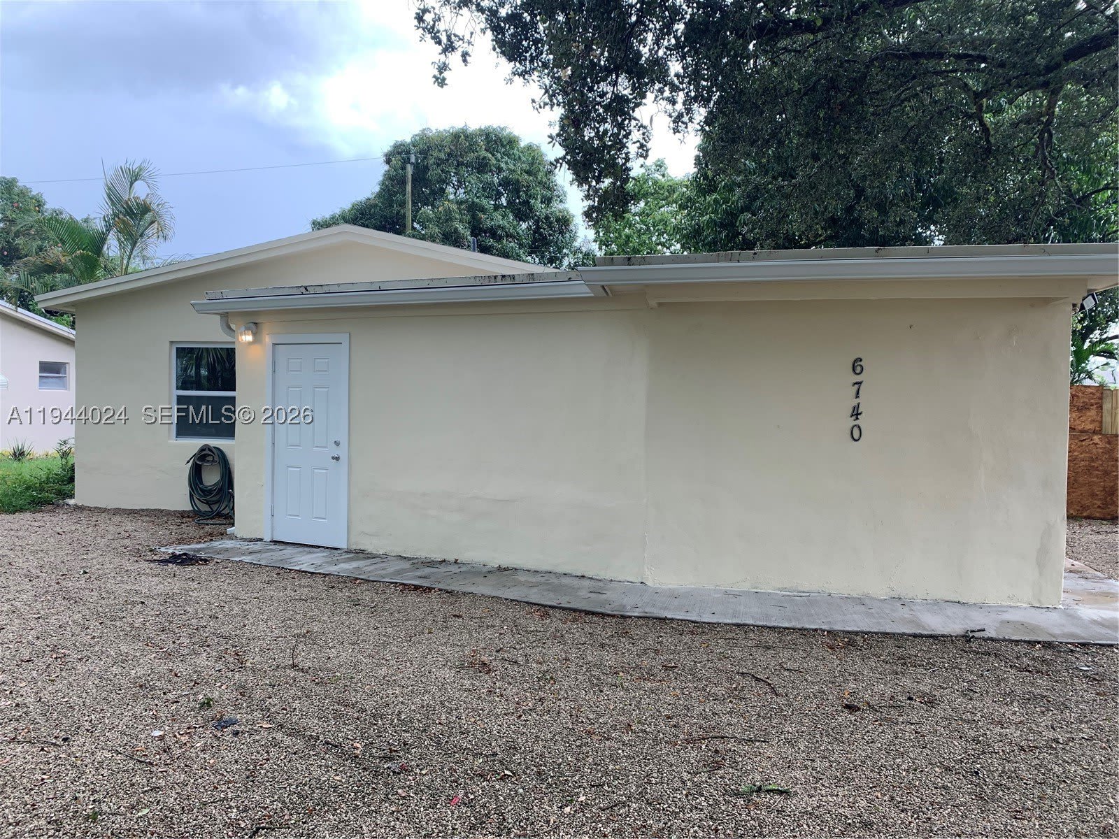 6740 Park St – photo 2