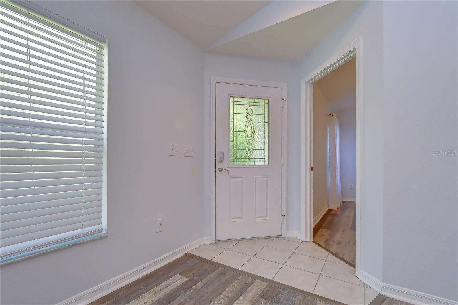 6010 SKYLARKCREST Drive – photo 4