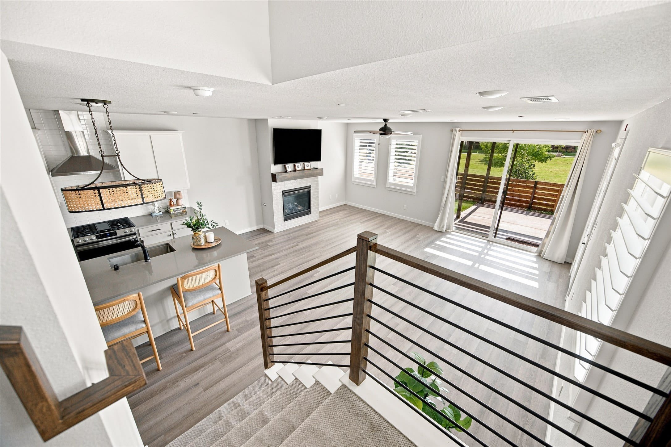 800 Bandera Court – photo 3