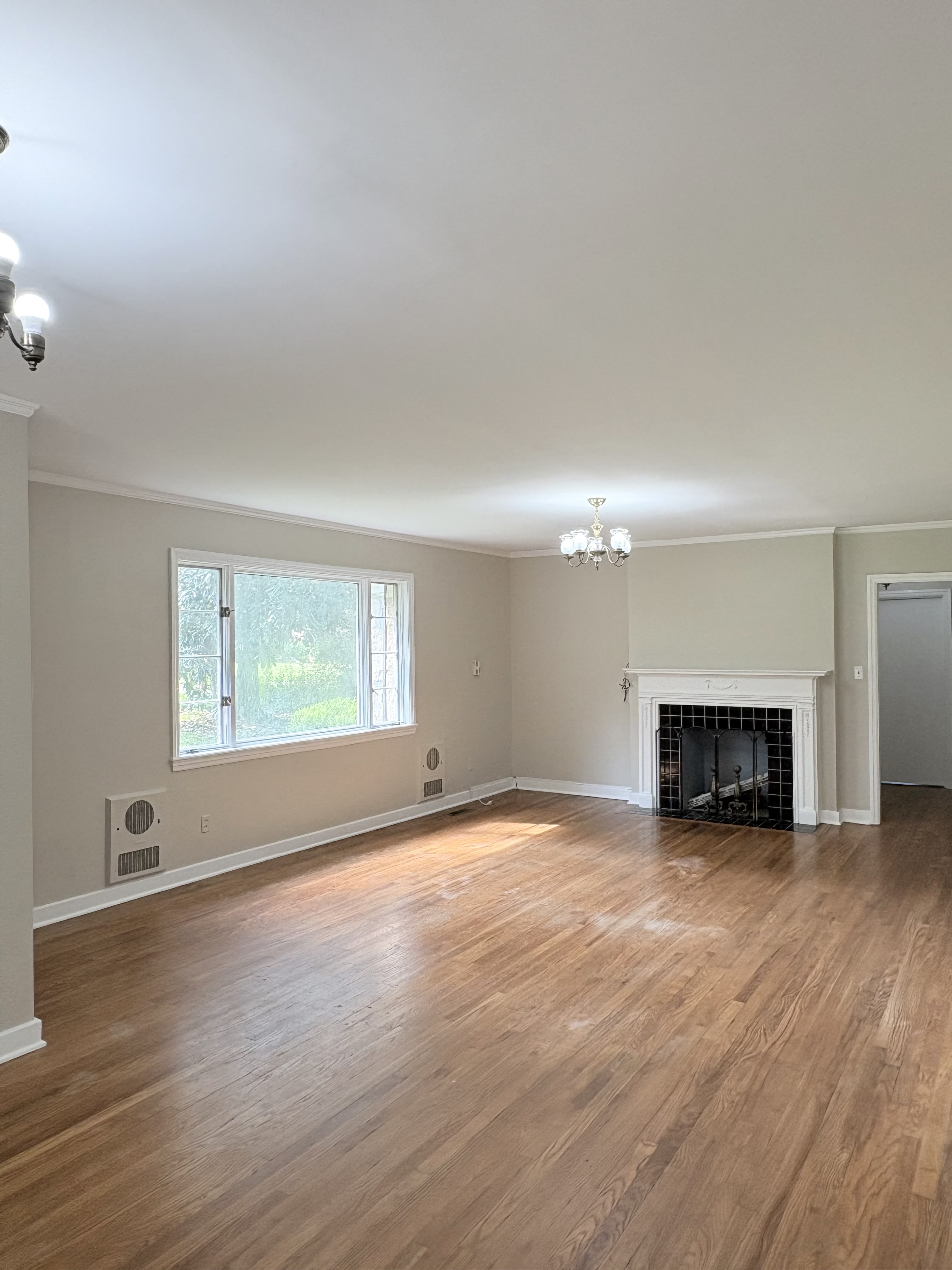 1573 Three Springs Rd – photo 4