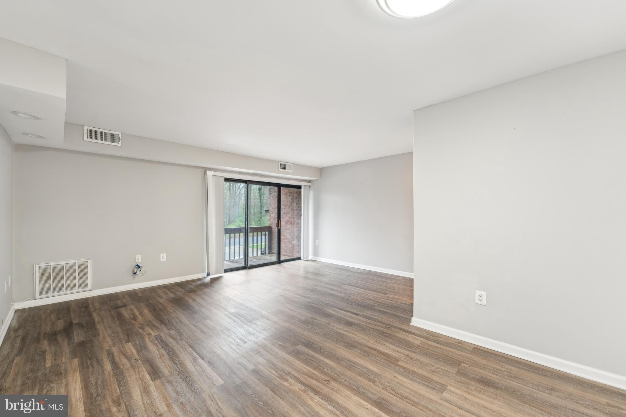 10724 WEST Drive – photo 4