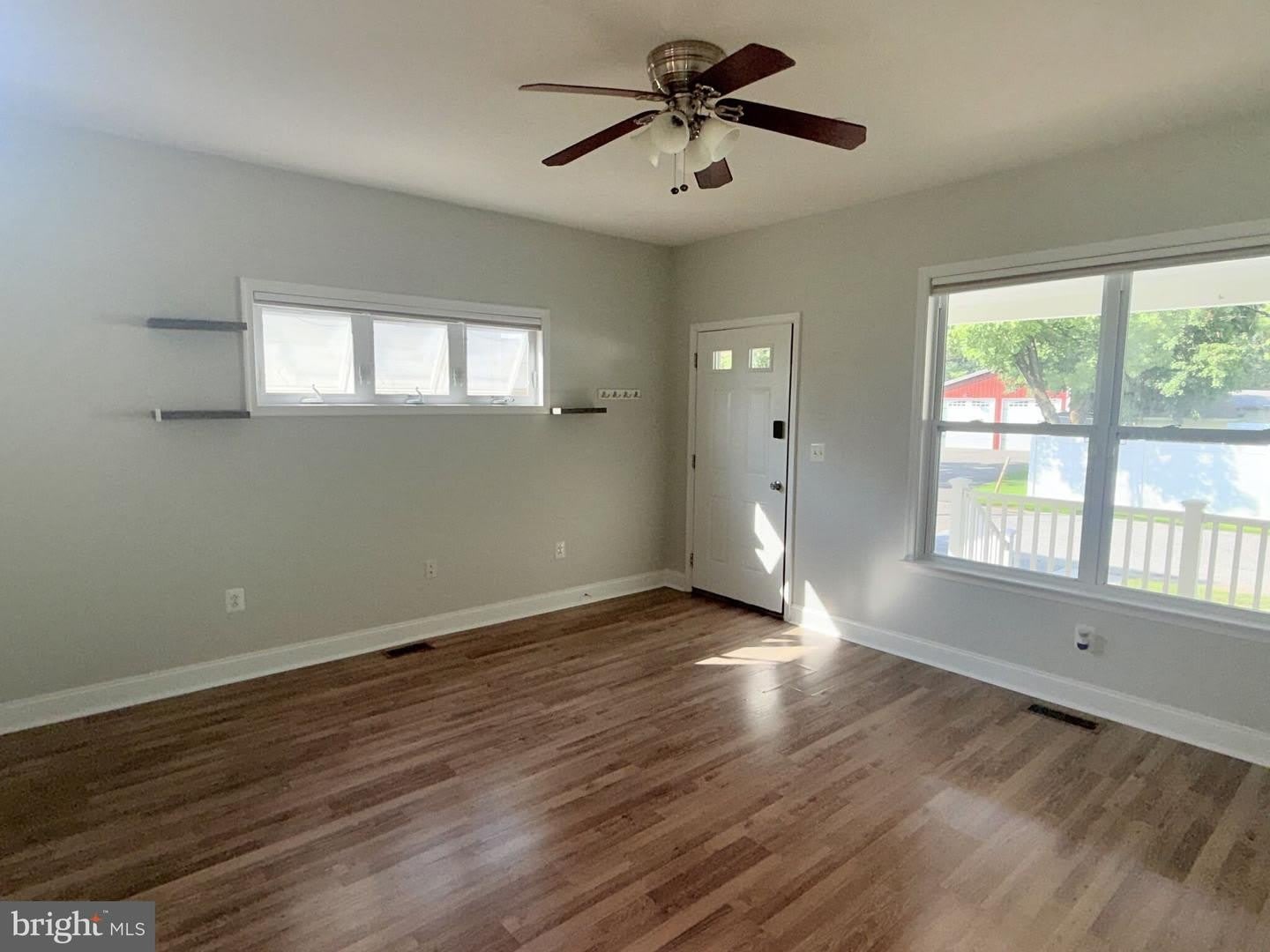 8 MECHANIC ST – photo 3