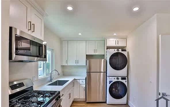 619 W 30th St # 6 – photo 4