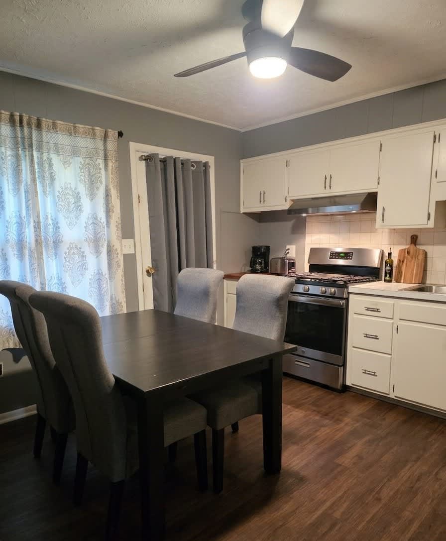 9303 Lewis Ave Kansas City MO 64138 – photo 2