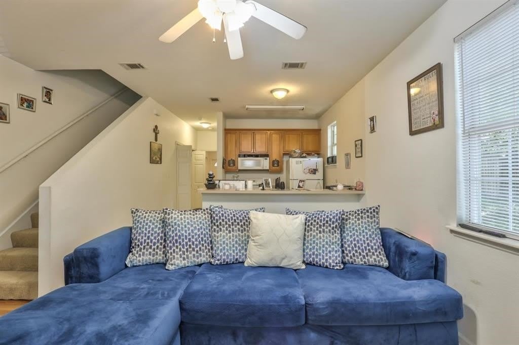 924 Ashburn Drive – photo 5