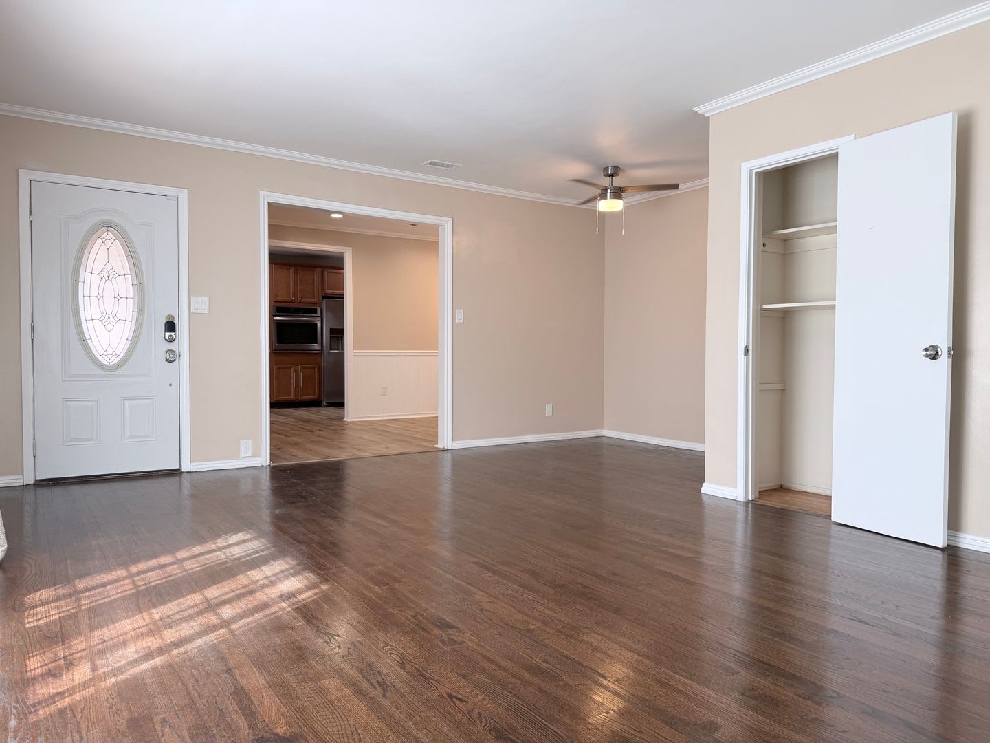 Charming 3Br 2Ba House In Altadena Located On A Spacious Corner Lot In West Altadena – photo 3