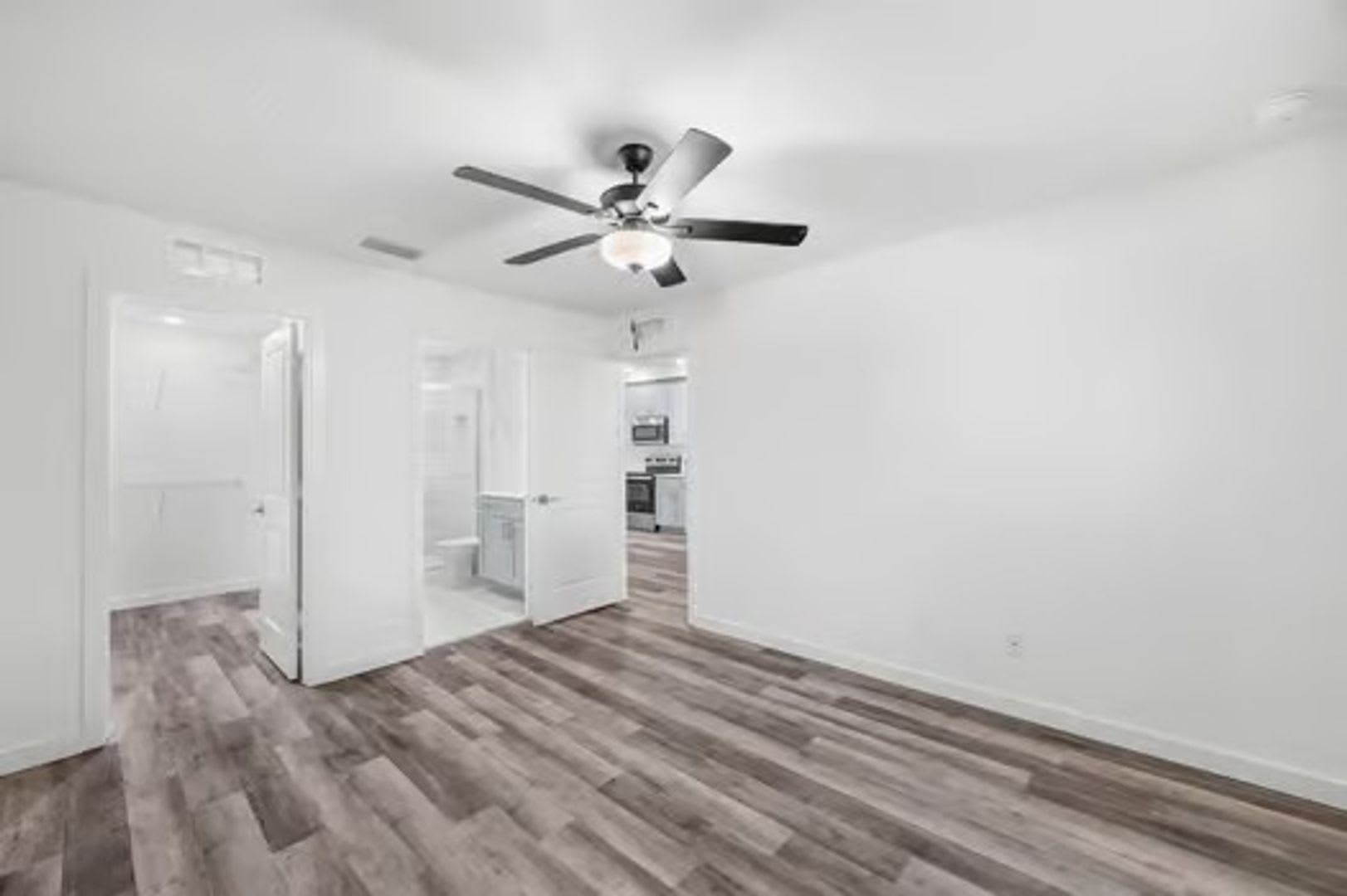 2bedroom 2 Bath • AVAILABLE NOW • NEW CONSTRUCTION! – photo 3