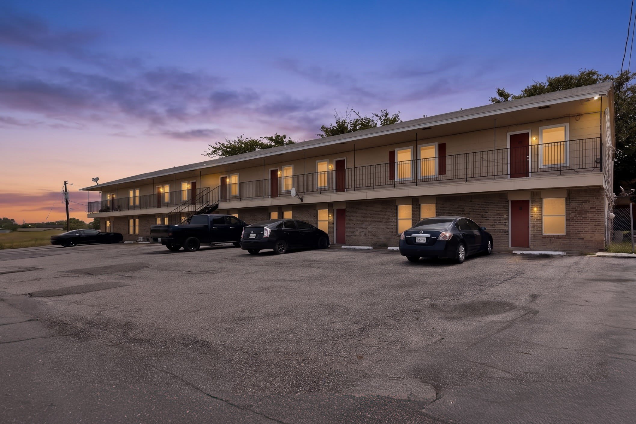 400 Raymond Street – photo 1