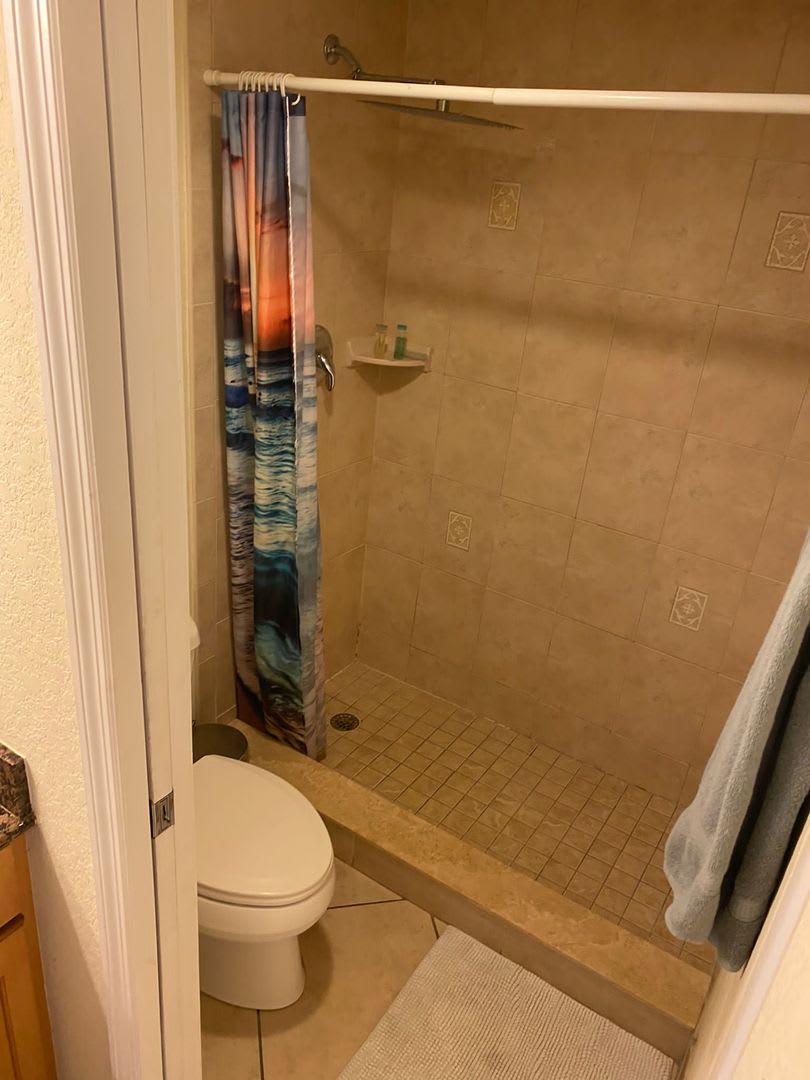445 Hamden Dr Unit 302 – photo 2
