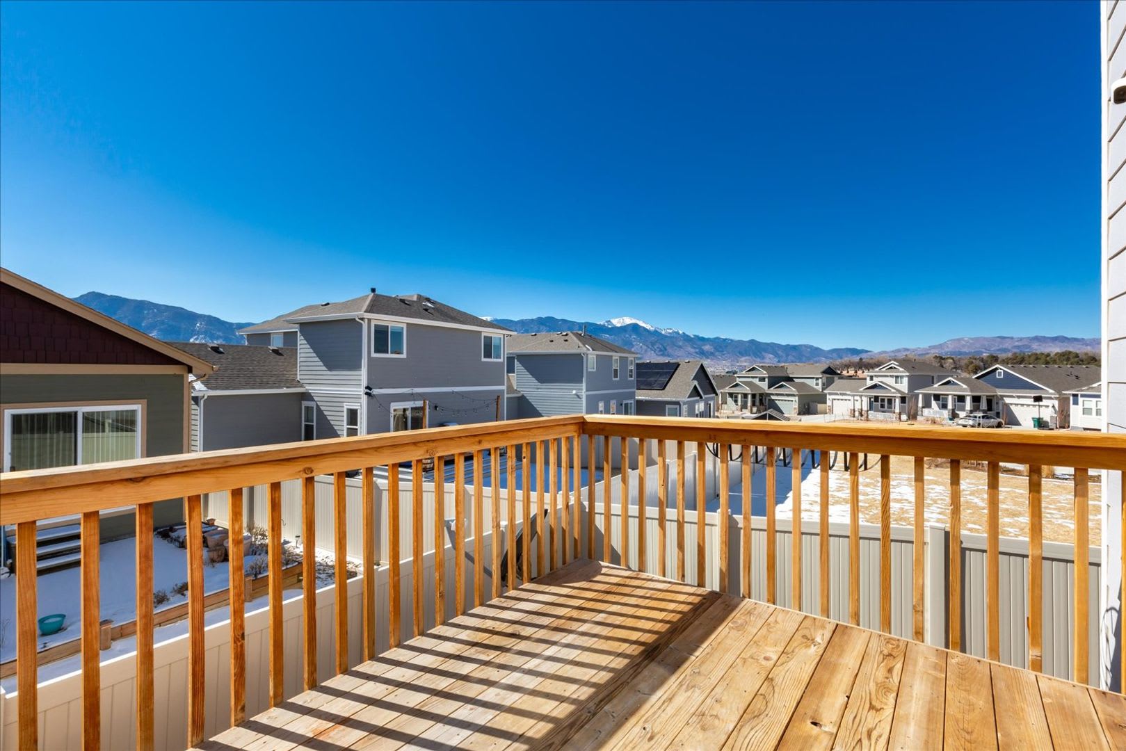 Fantastic Home- 4 Bed, 3.5 bath, 3 car garage, Over 3,200 SQ. FT. – photo 5