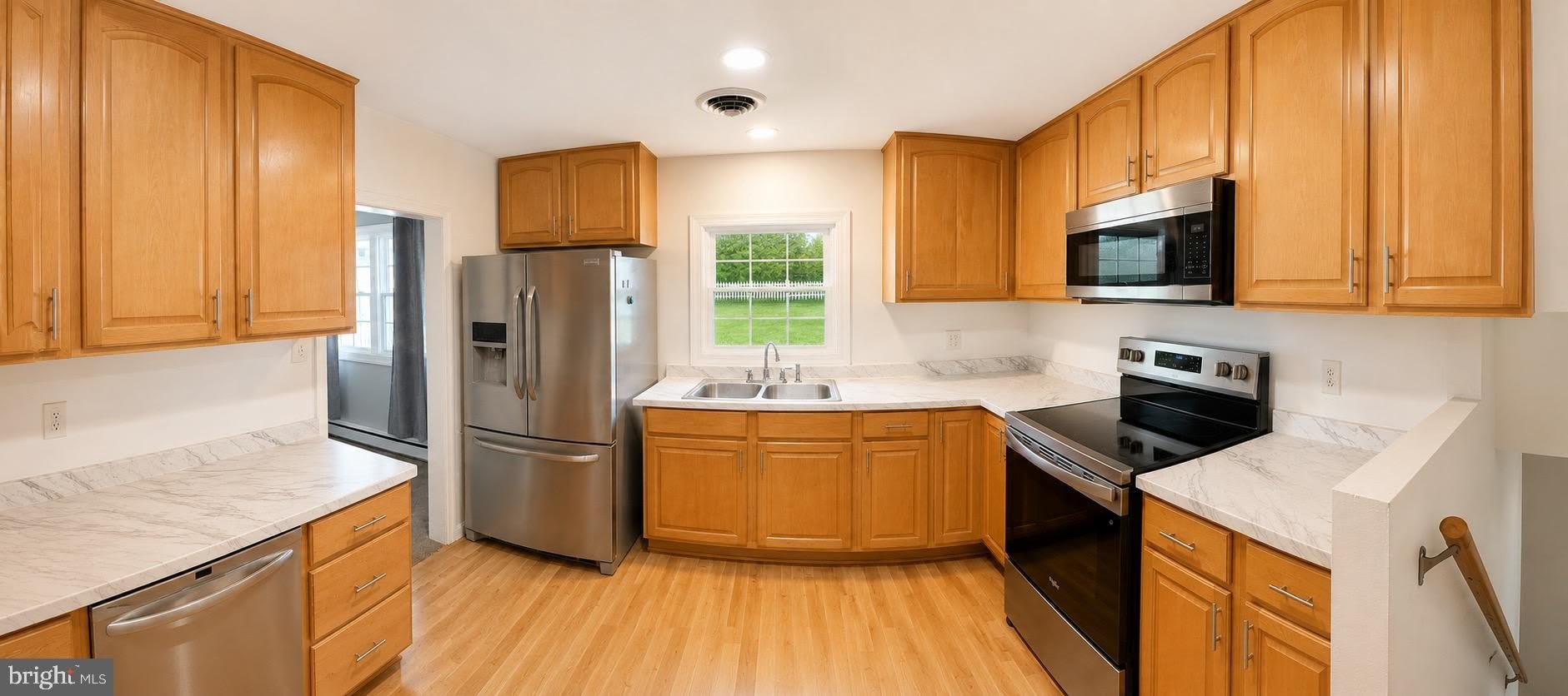 903 JANEKA Lane – photo 4