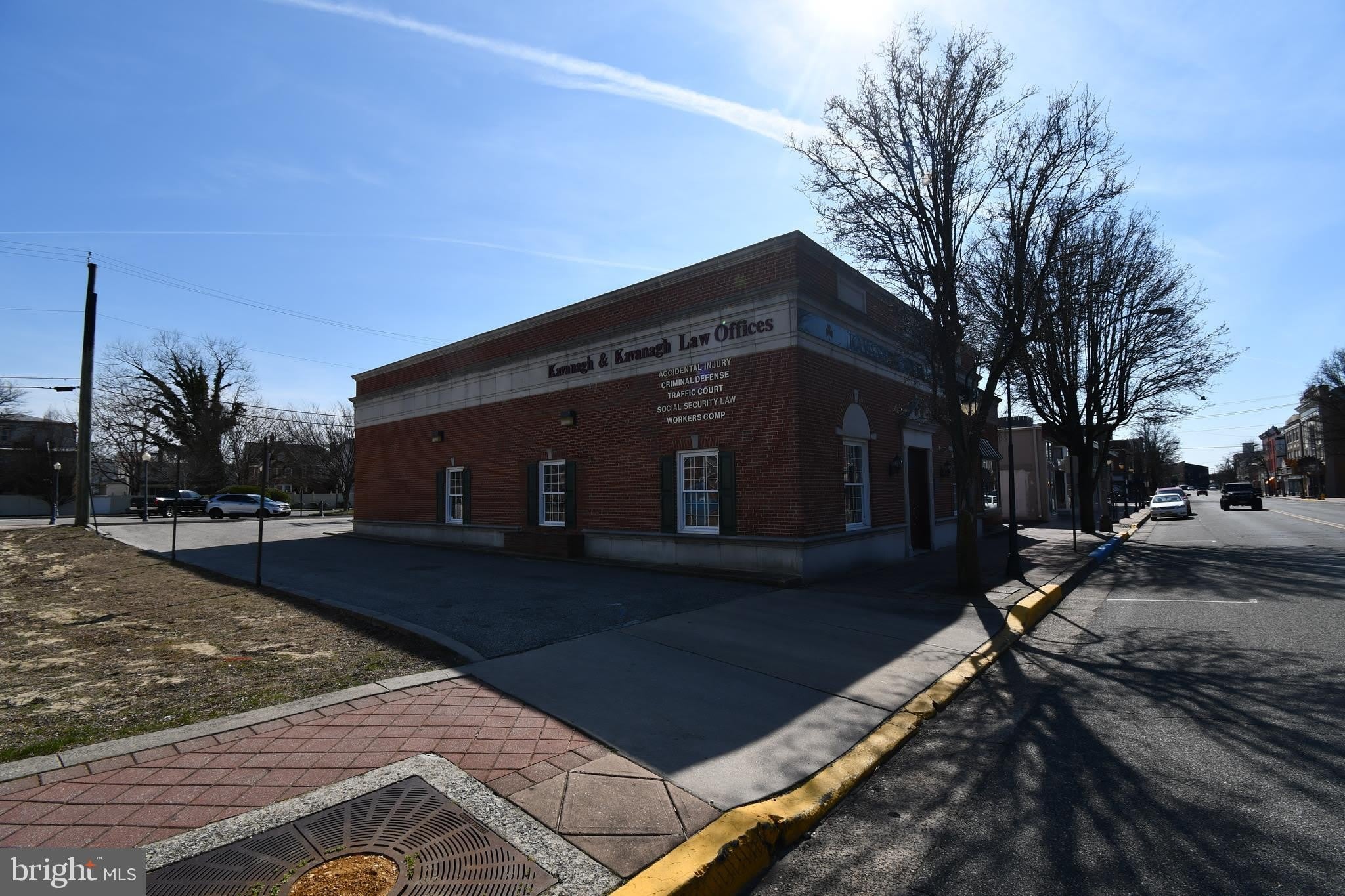 219 N HIGH Street – photo 3