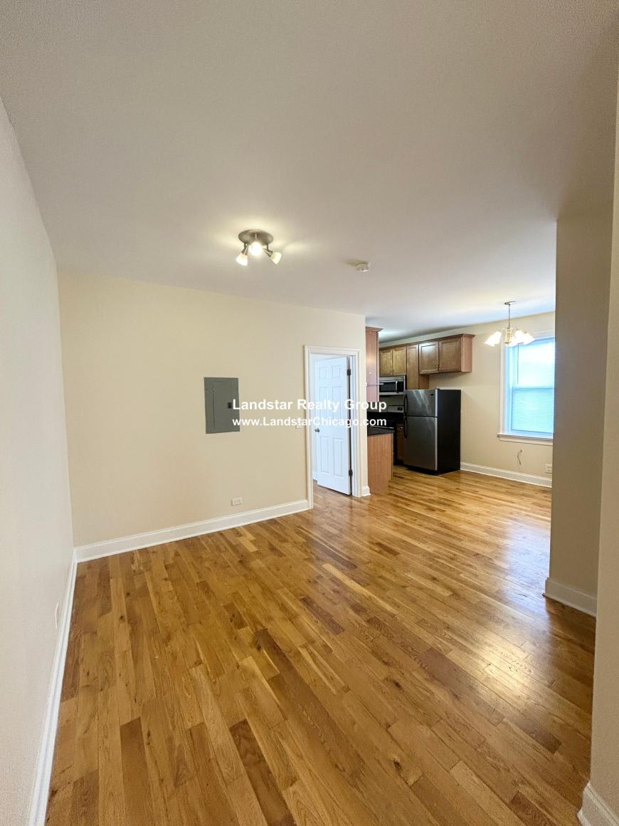 4546 West George St. – photo 1