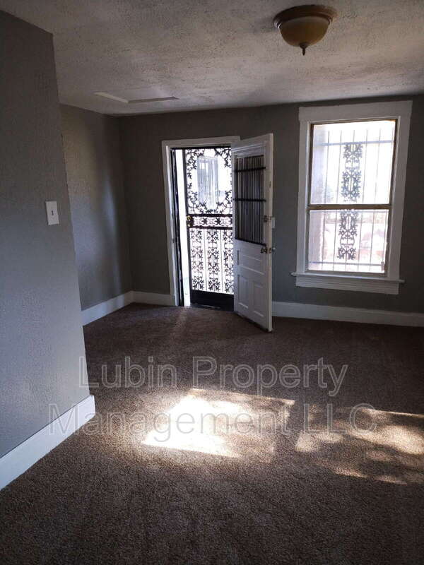 1207 Cannon St – photo 2