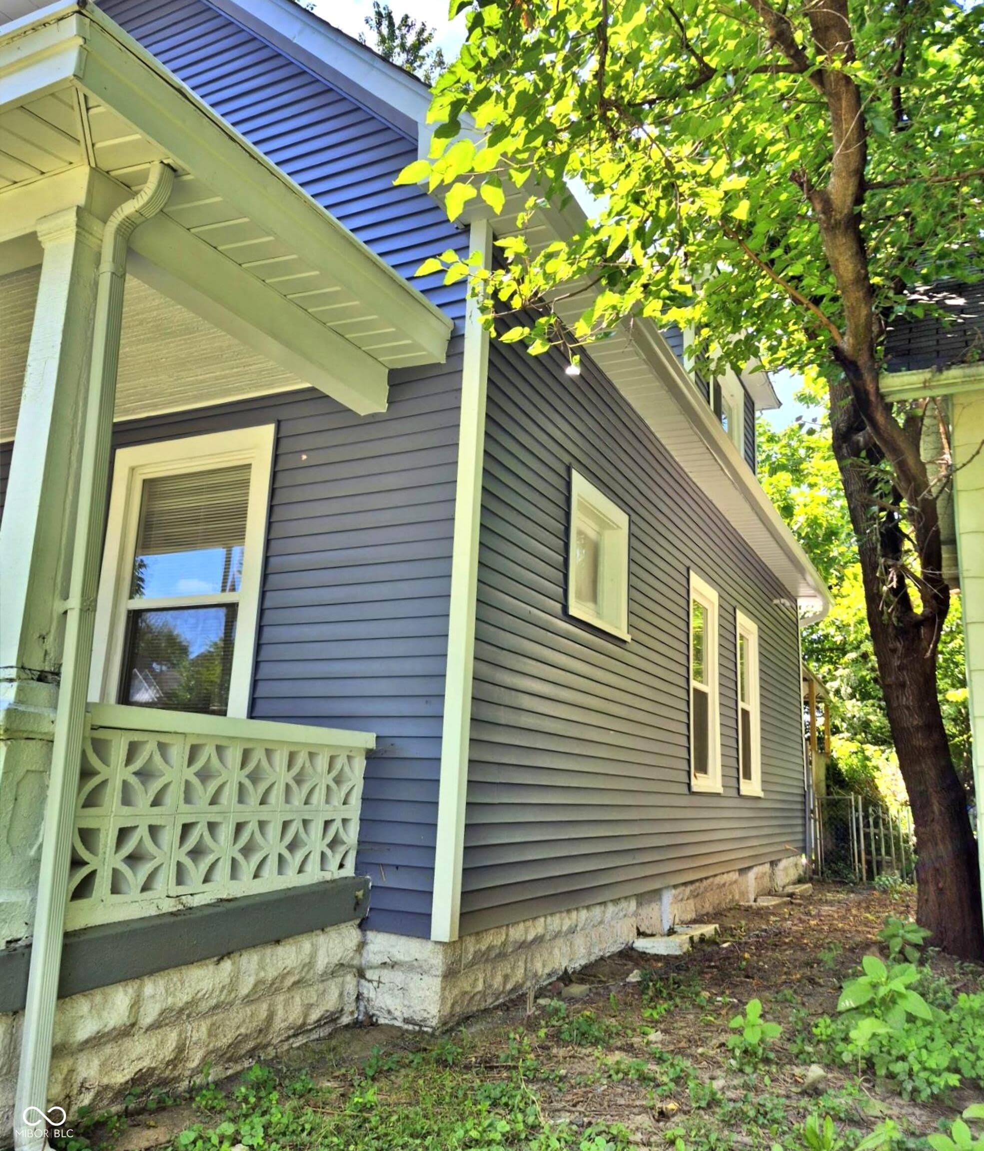 1820 Singleton Street – photo 3
