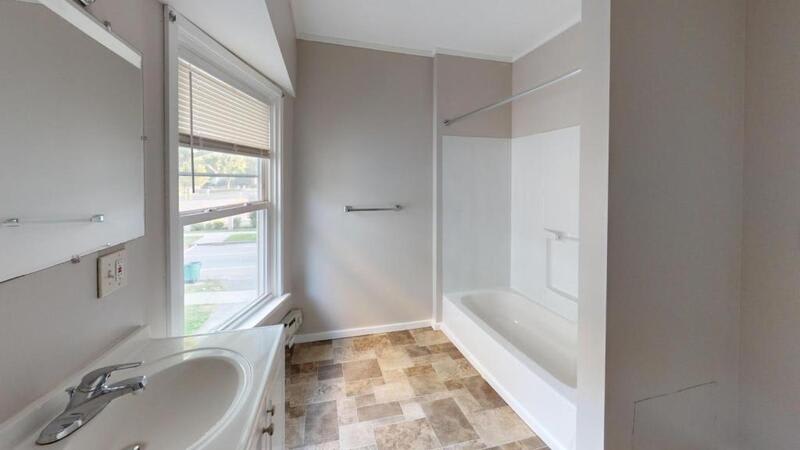 116 Ridgeway Ave – photo 2