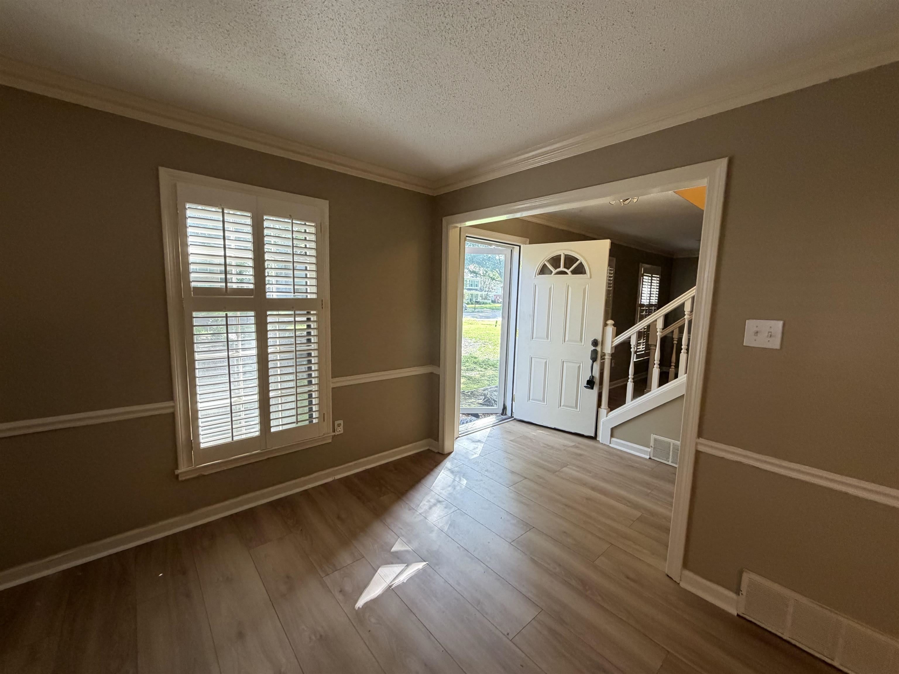 8149 Kimbrook Dr – photo 3