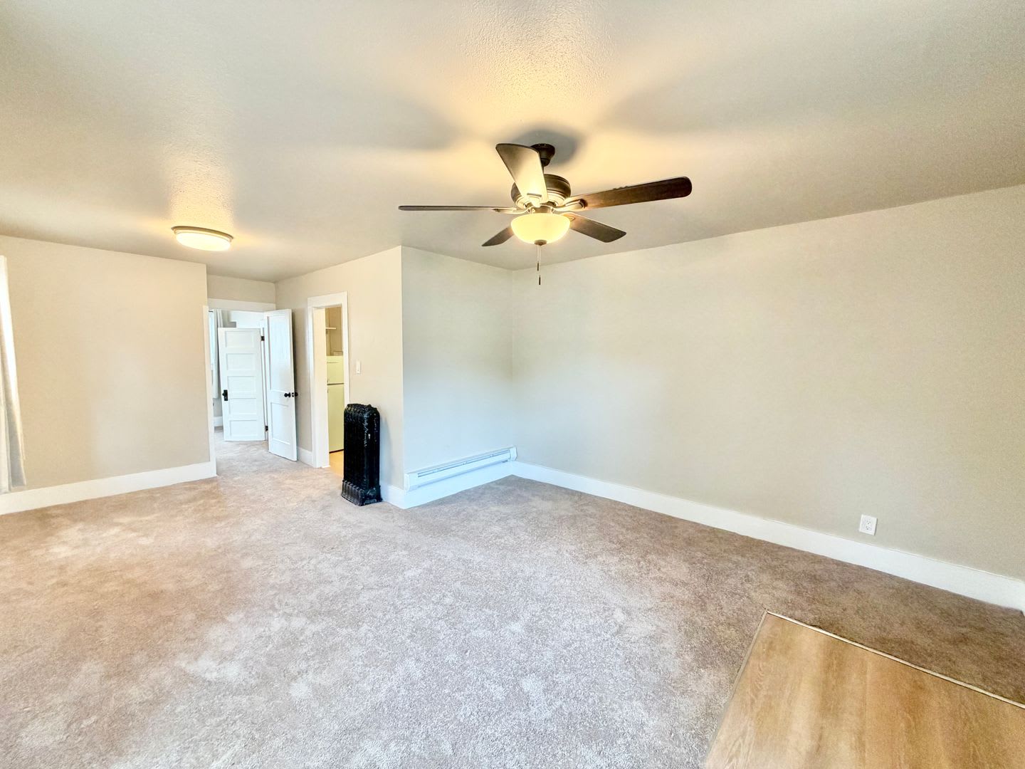 Charming 1 Bedroom Near Downtown & Colorado College – photo 2