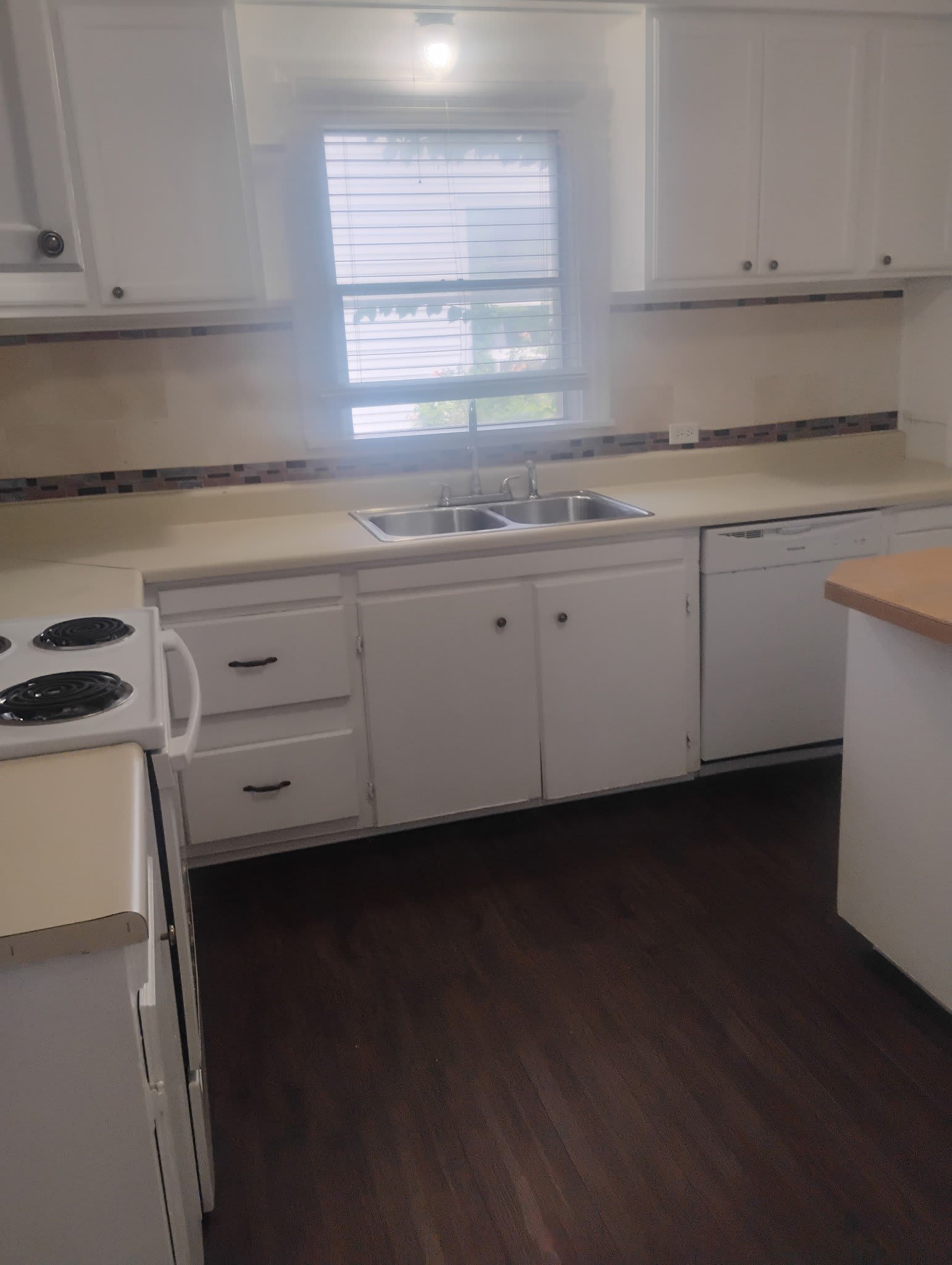 411 Cooke Street – photo 3