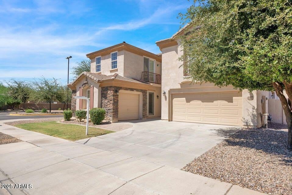 4590 E WATERMAN Street – photo 2