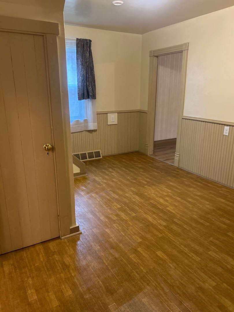 1 Bedroom 1 Bathroom House For Rent *With Bonus Room* – photo 5