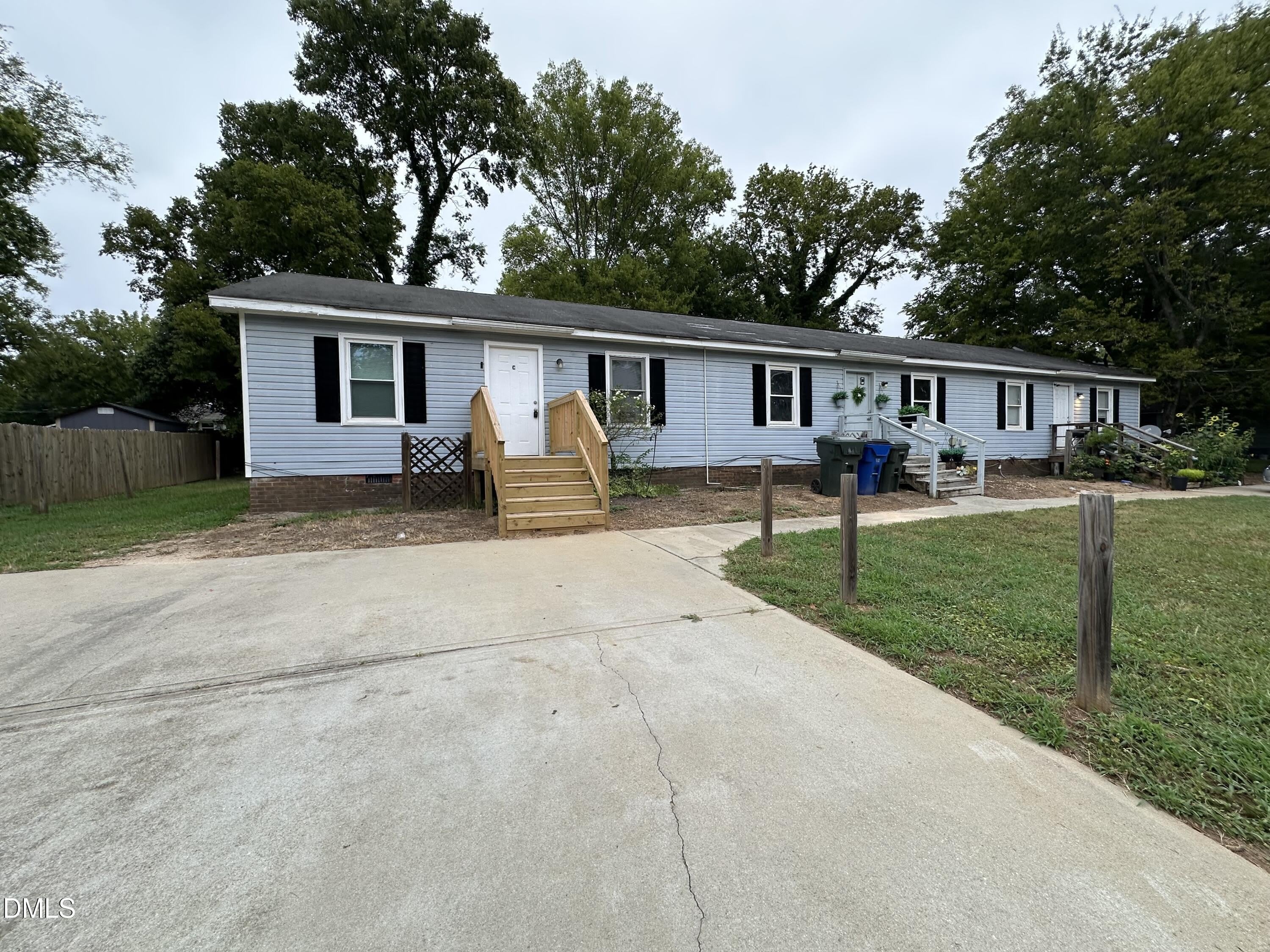 1113 Upchurch Street – photo 2