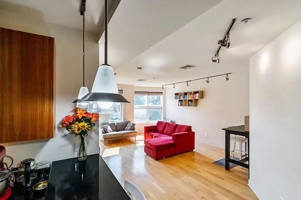 24 Bay State Rd Unit 14 – photo 2
