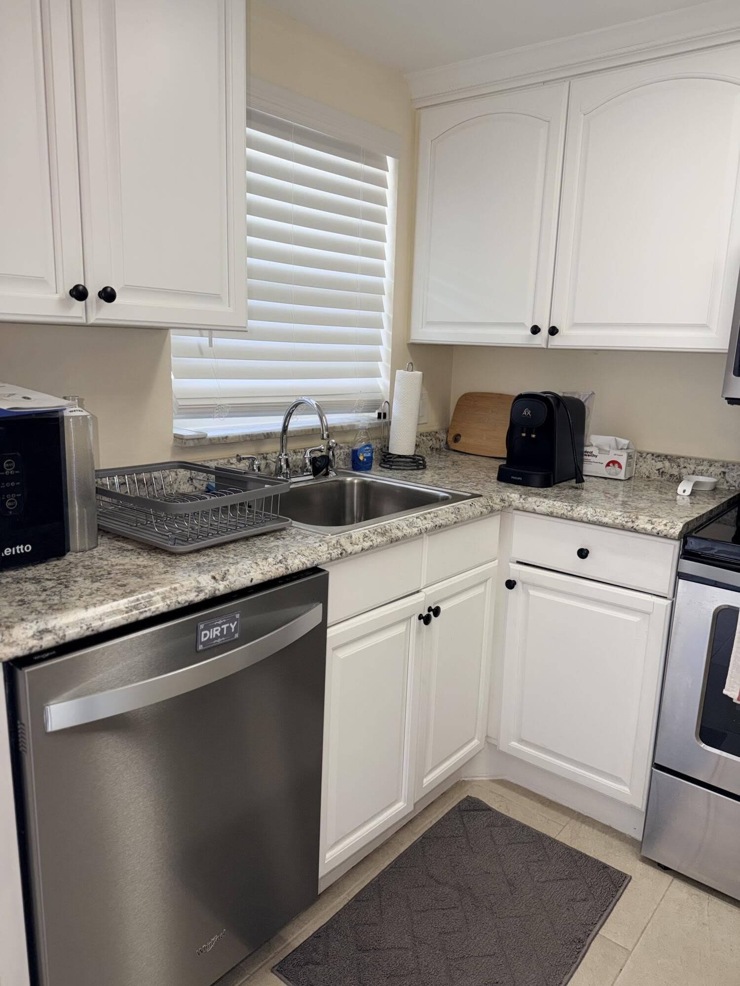 1630 Embassy Drive – photo 4