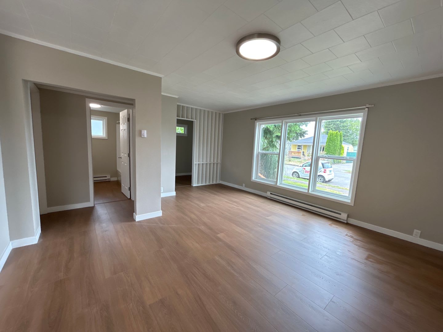 Newly Renovated 1-Bedroom Home with Spacious Yard – photo 5