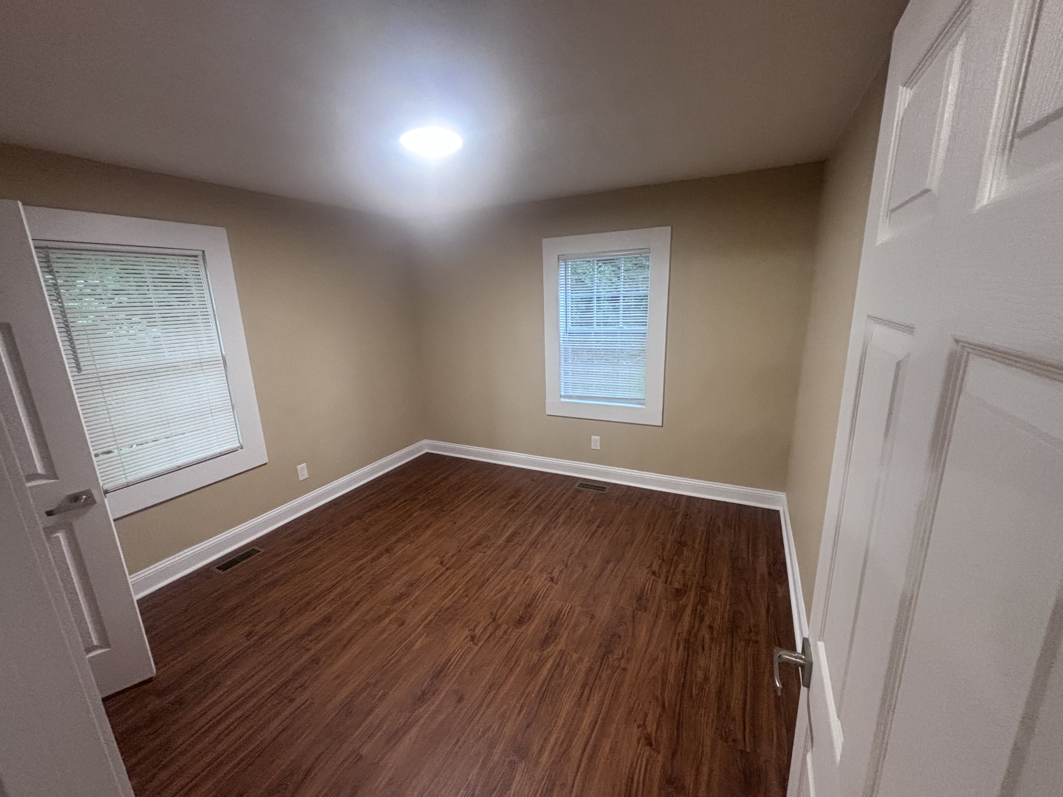 400 Mark Rd – photo 4