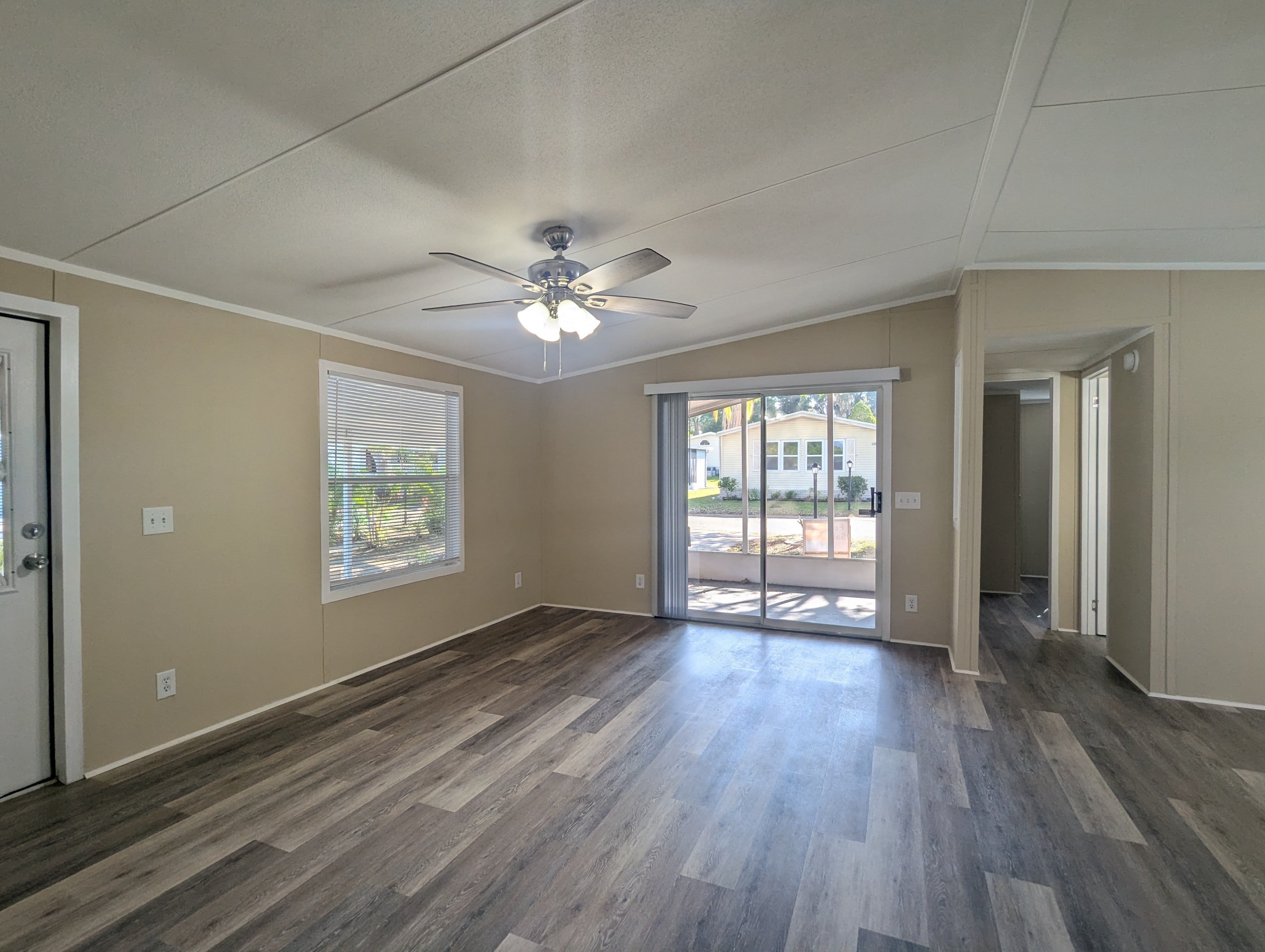 125 Sky Ridge Dr – photo 2