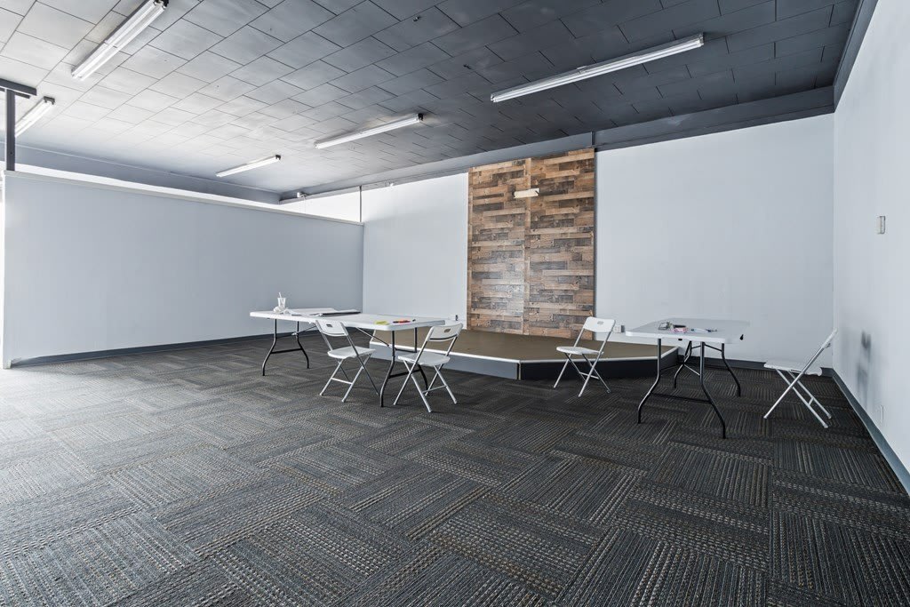 105 W Broadway – photo 5