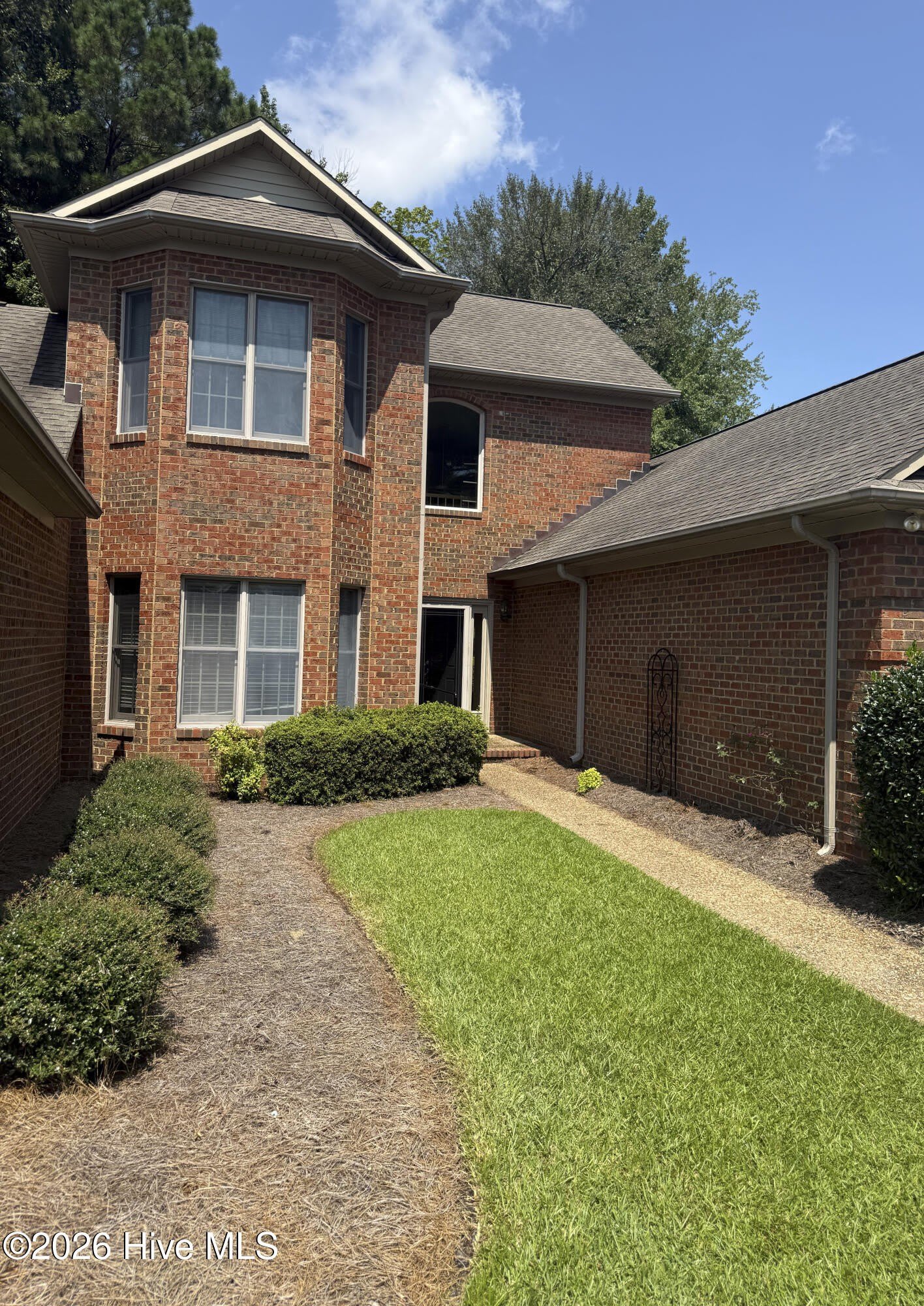 1010 Devonshire Drive – photo 2
