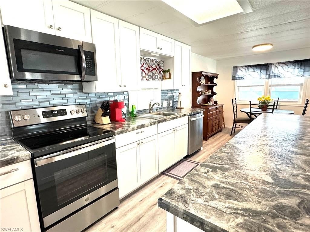 4693 Leilani Ln – photo 3
