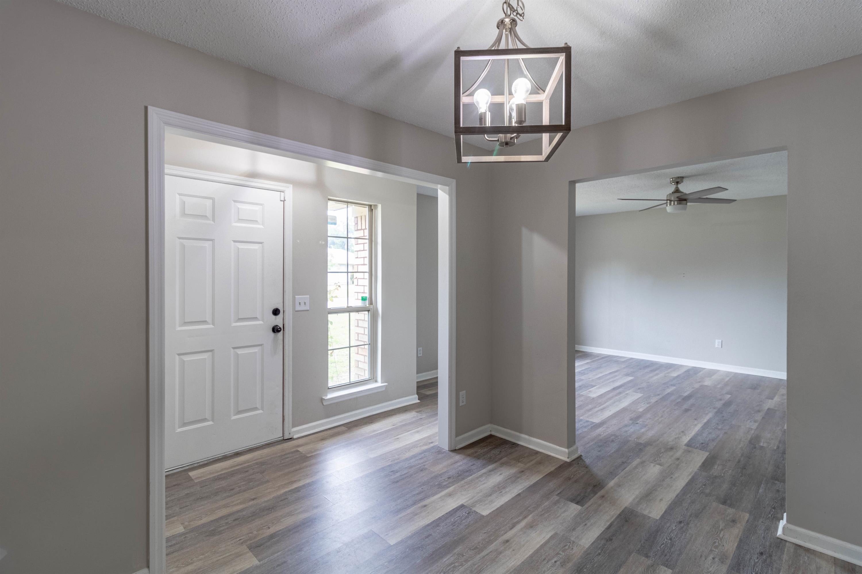 1103 Ballard Drive – photo 3