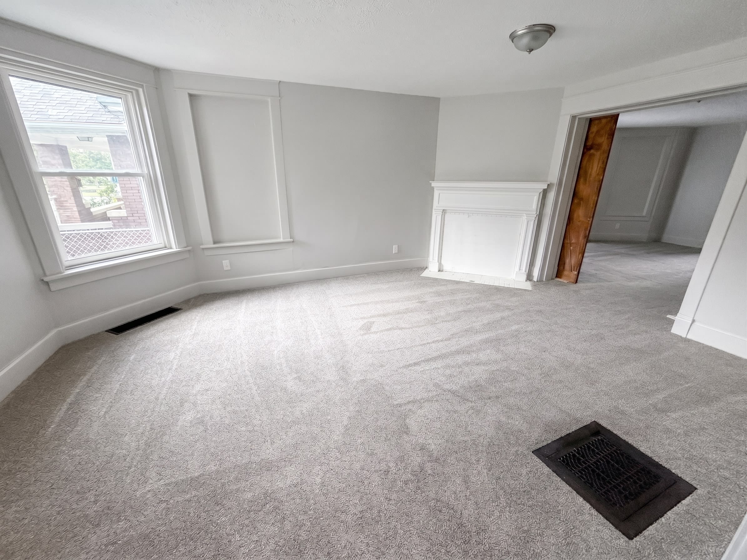 210 South Taylor Street – photo 5