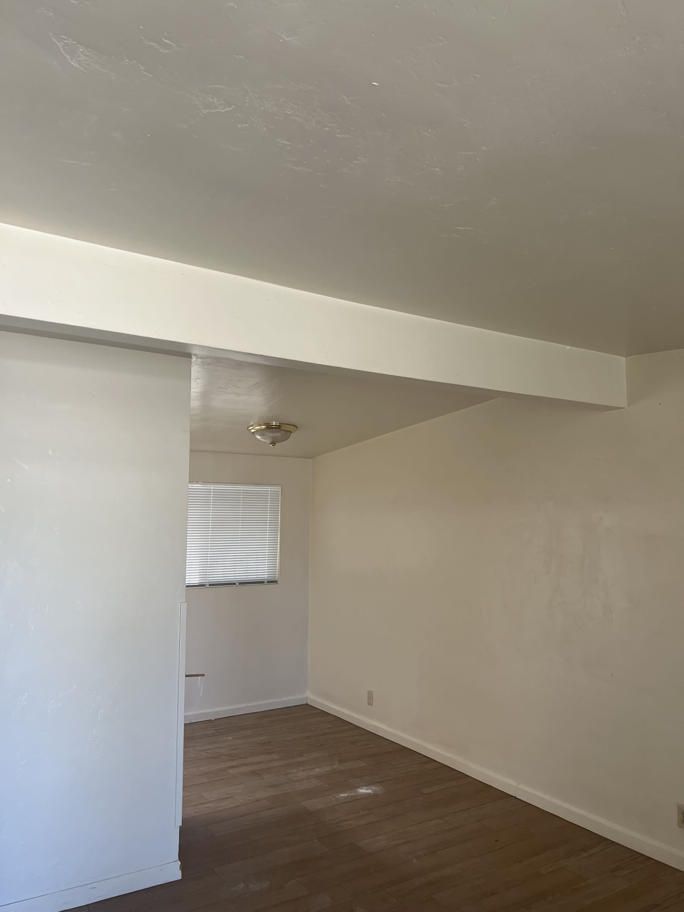 5734 East 35Th Street – photo 2