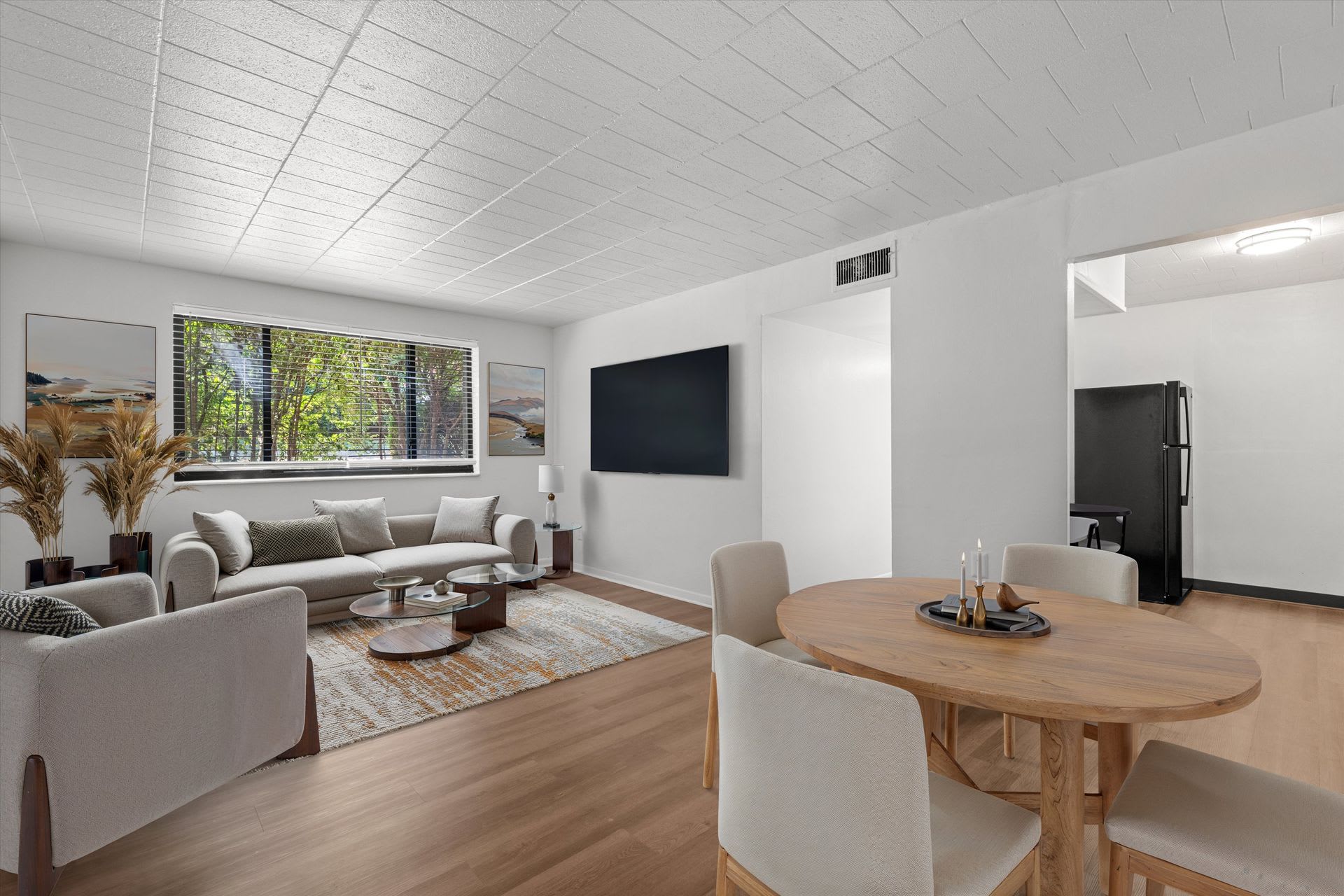 Edgewood Court – photo 1