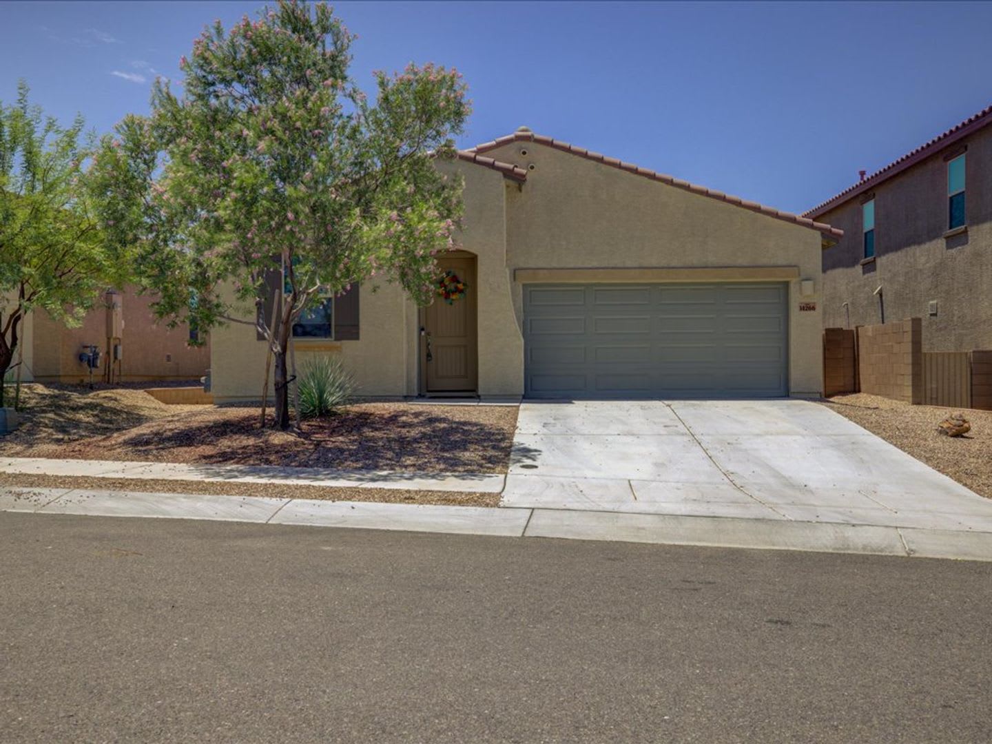 3 Bedroom 2 Bathroom – photo 2