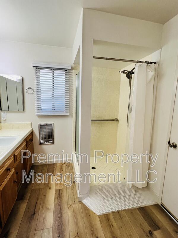6212 Friant Drive – photo 3