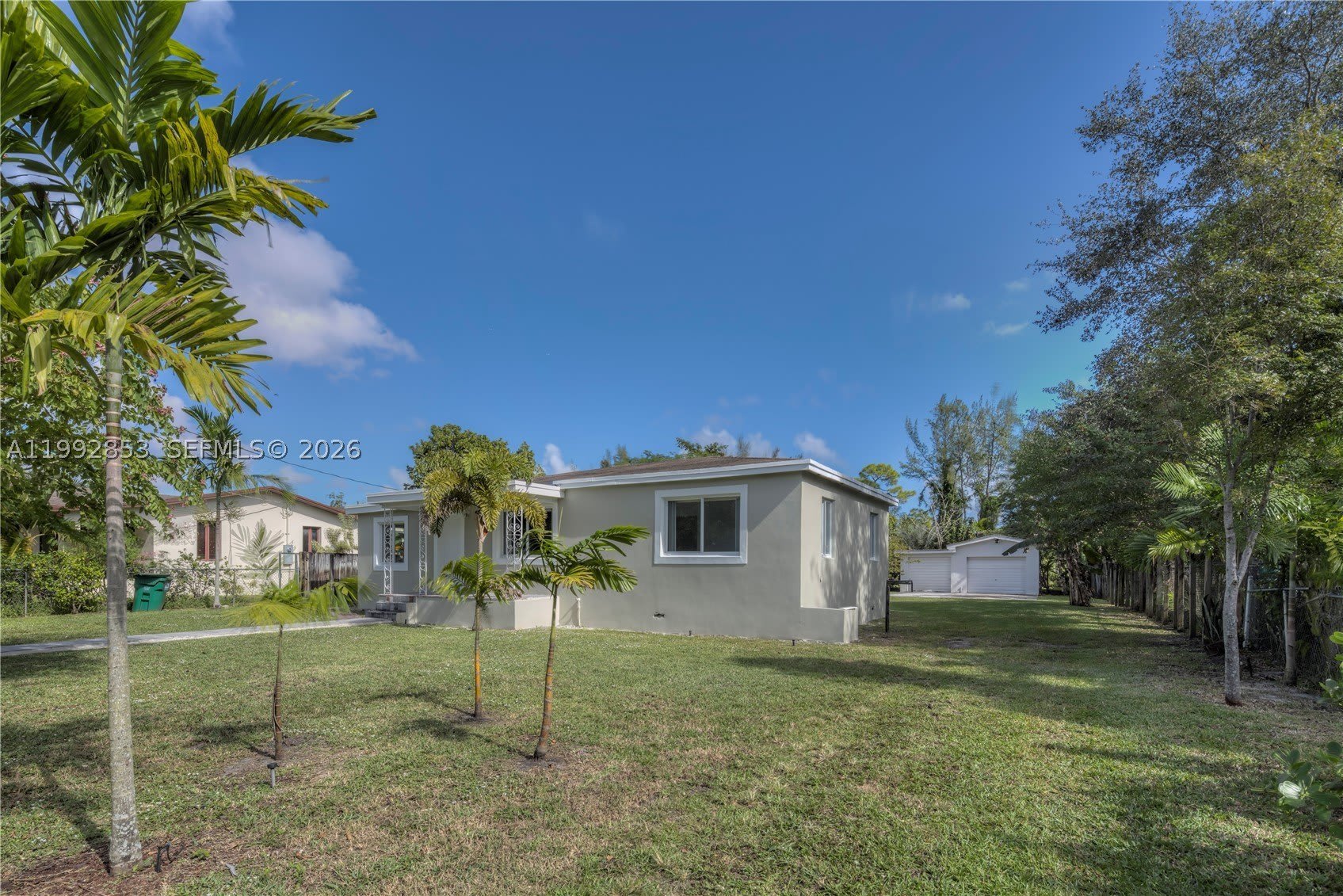 14115 NW 5th Ave – photo 2