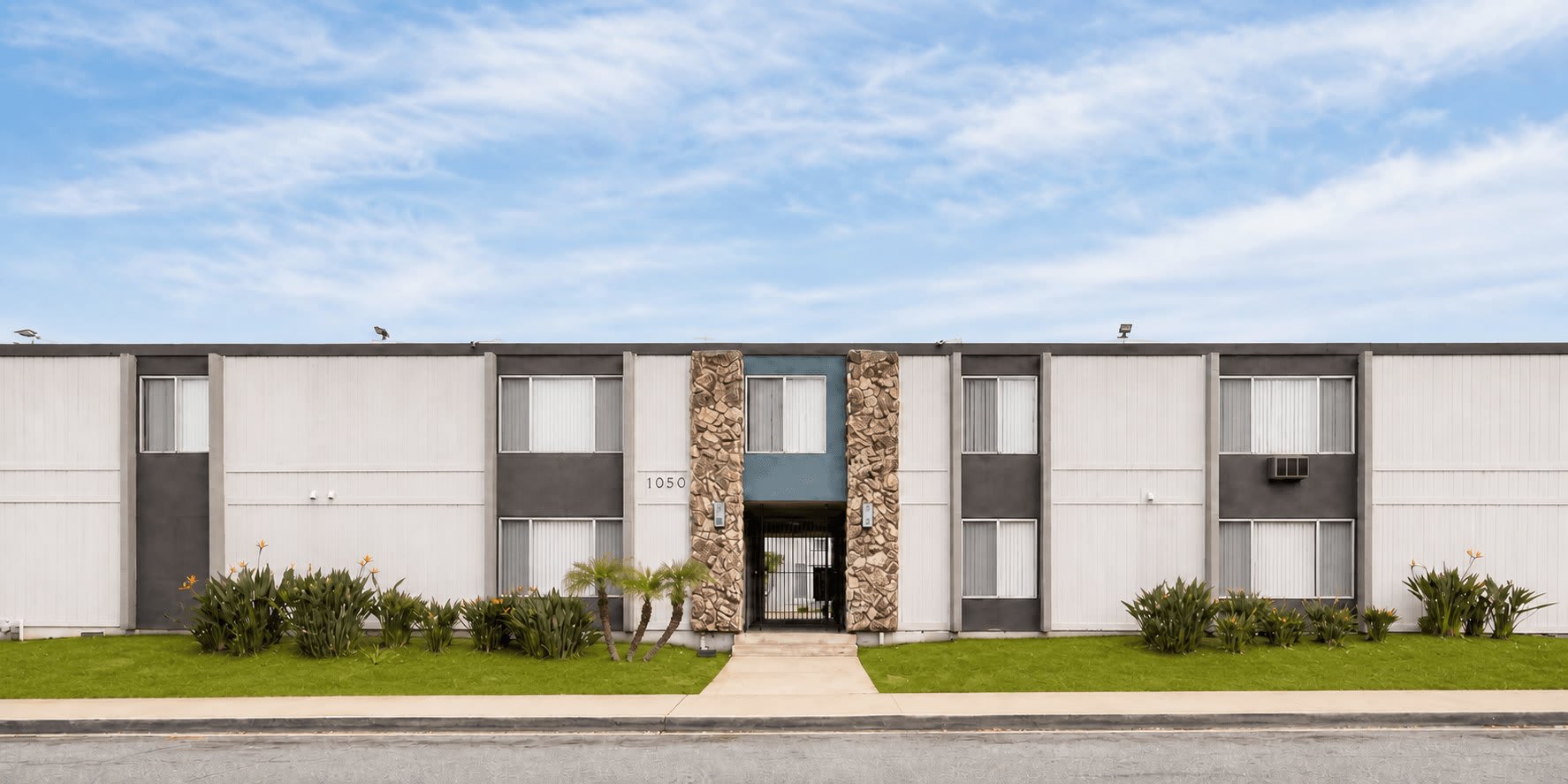 Terre At 1050 Peach – photo 3