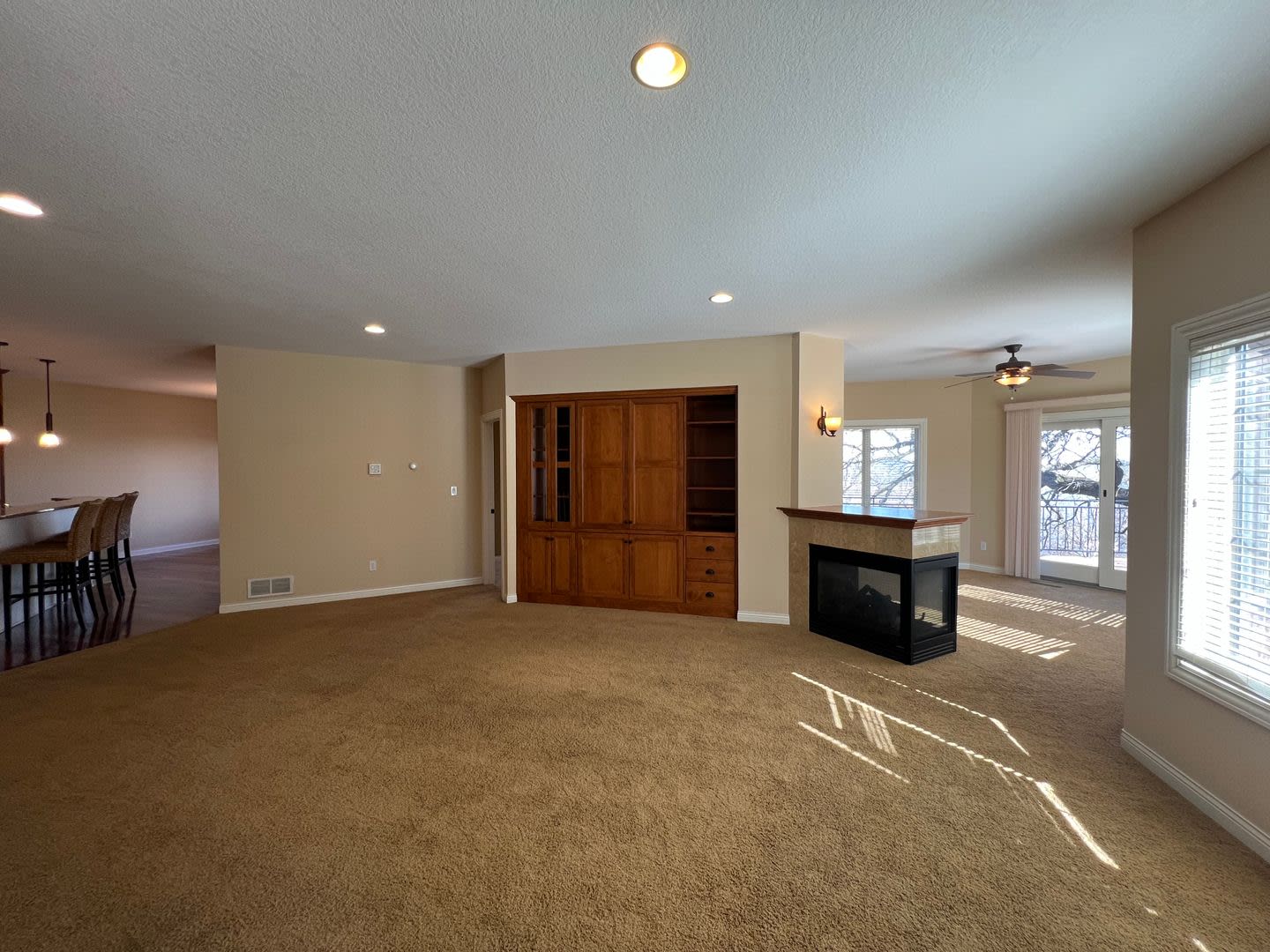 Luxury Townhome – photo 3