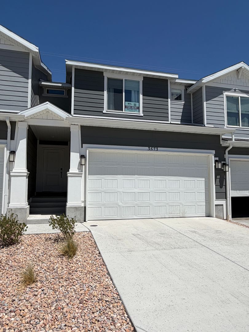 Beautiful Like New Townhome In Spanish Fork 4 Bed 3 5 Bath Finished Basement With Kitchen Available Aug 1 – photo 2