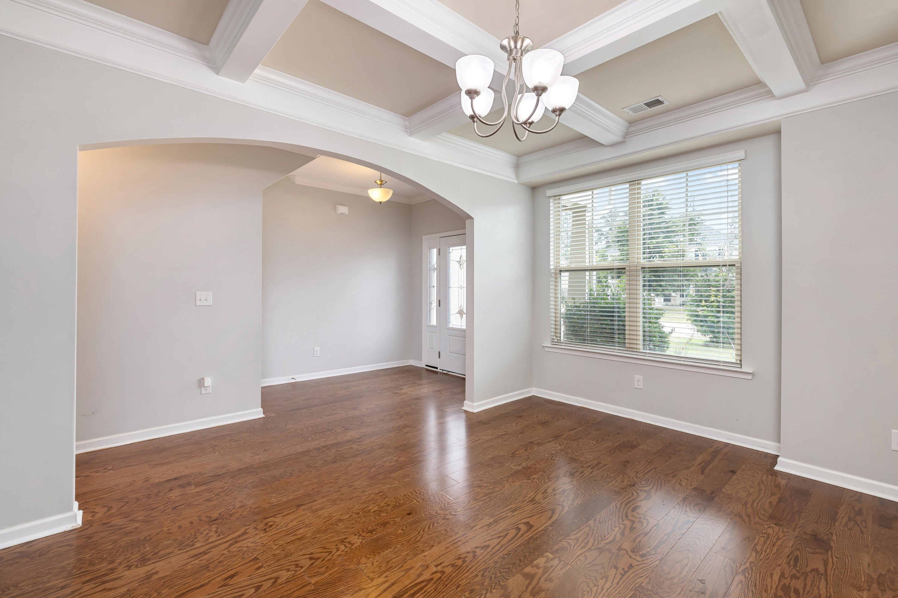 865 Cormier Drive – photo 4