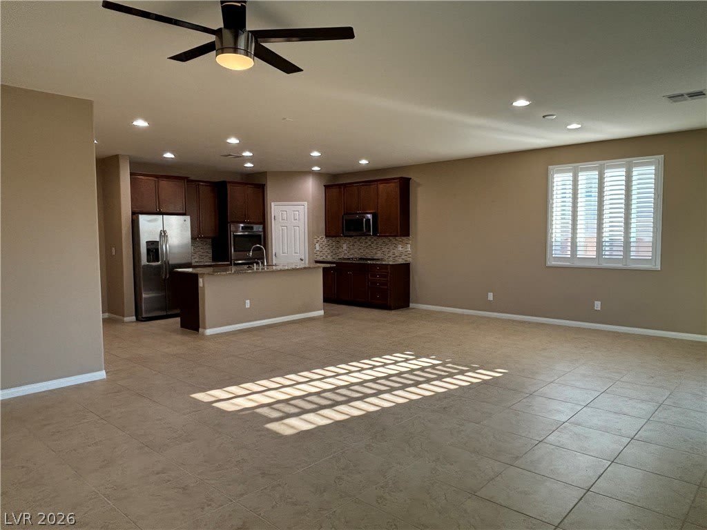 7466 Campbell Ranch Avenue – photo 2