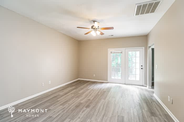 677 Continental Drive – photo 3