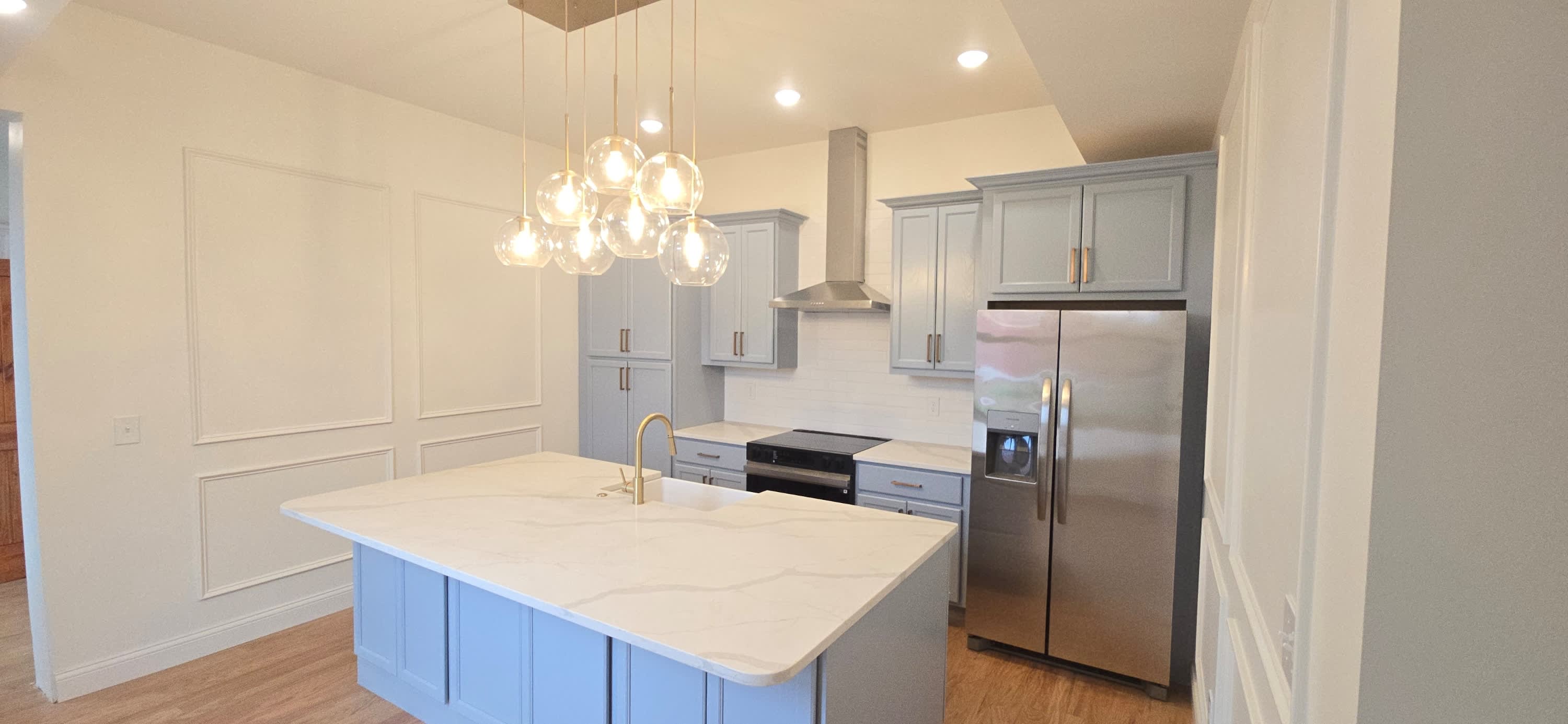 1205 Lee Street – photo 2