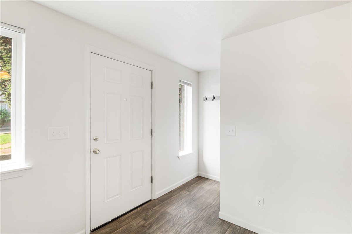 Lincoln Townhomes – photo 3
